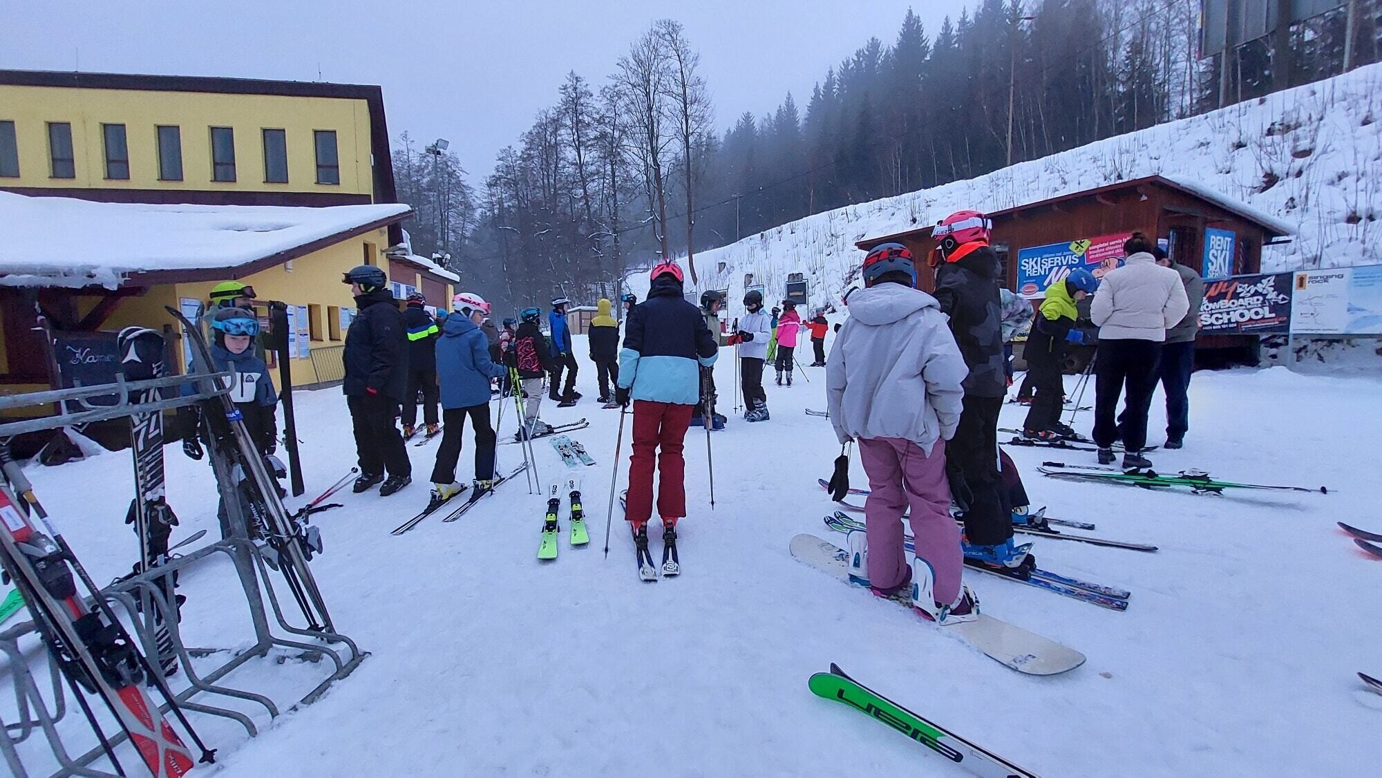 615232095 1391768539405051 593639067865051285 n