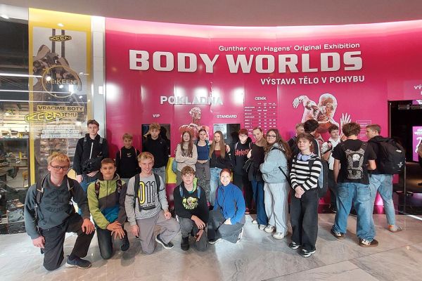 Body worlds a Armádní muzeum Praha - 8. třída (5. 11. 2025)